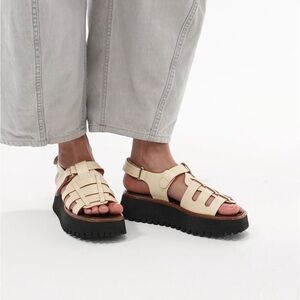 LABUCQ BOOMER CREAM SANDALS